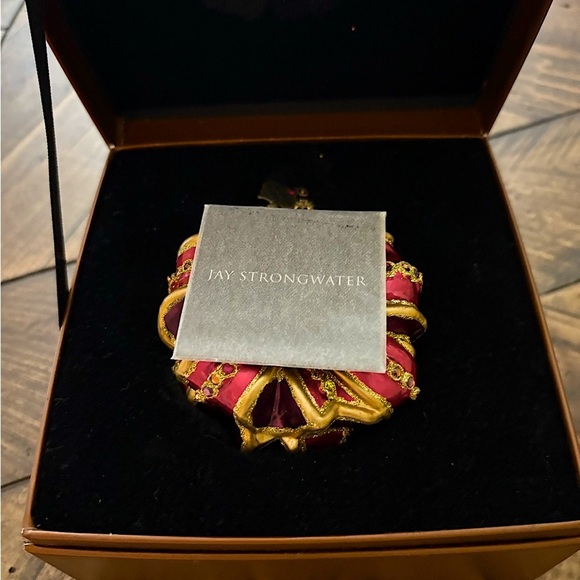 JAY STRONGWATER IN BOX JEWELED ORNAMENT CHRISTMAS HOLIDAY RED GREEN 2003 POLAND - Picture 2 of 11